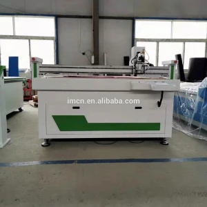 Automatic CNC Oscillating Knife Cutting Machine cutting the materials for car/truck/vehicle foot pad and seat cover on sale