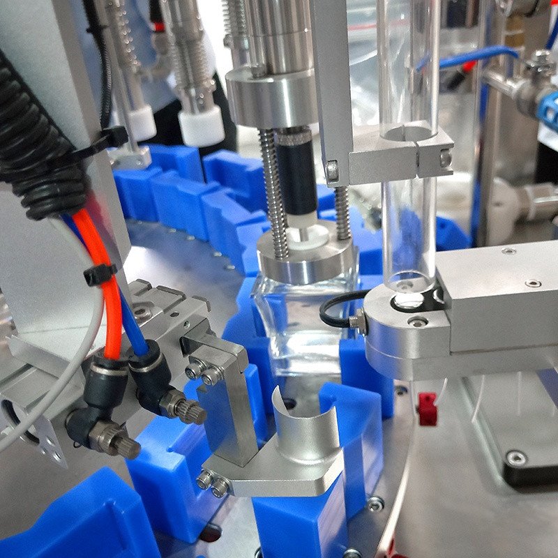 Buy Automatic Rotary Essential Oil Oral Liquid Filling Capping Machine ...