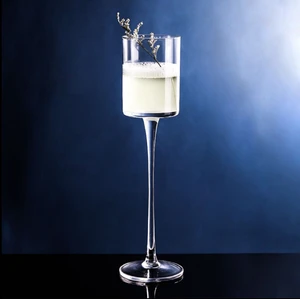 China Factory wholesale long stem glass martini glasses creative cocktail glass
