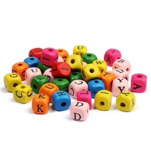 custom 10mm colorful alphabet printed cube shape letter wooden bead for bracelet