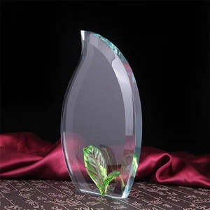 Custom crystal trophy and crystal crafts cheap glass trophy Beautiful Glass Medal Award