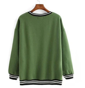 Green winter Chirstmas sweatshirt with velvet inside