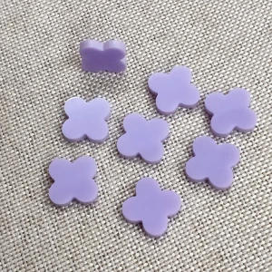 Loose Synthetic Purple Turquoise Leaf Clover Stone