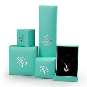 Low MOQ Green paper jewelry storage jewellery packaging gift box with custom logo
