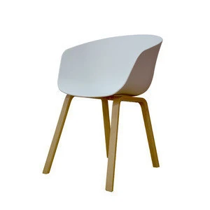 Plastic seat and bentwood leg dining restaurant chair in living room