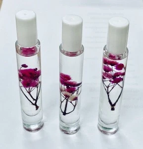 Roll On Perfume Oil with natural flowers
