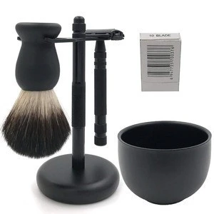 Simple Shaving Set Wood Grain Handle Double Edge Safety Razor Badger Shaving Brush Safety Razor Stylish Stand for Barber Saloons