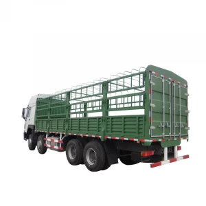 Sinotruk Howo 8x4 12 wheeler stake lorry cargo truck for livestock transport