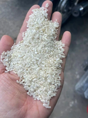Vietnamese Short Grain White Rice 75% Broken