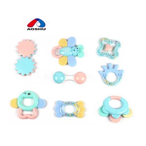 8pcs custom Boiling disinfection plastic teether gear rattle teething Baby Toys for gift