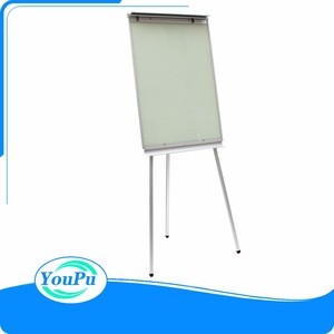 Excellent quality tripod flipchart accepting different sizes of flipchart pad
