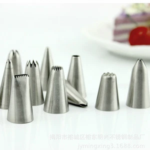 Factory Wholesale 304 Stainless Steel Russian Piping Tips in Cake Tools Pastry Nozzles