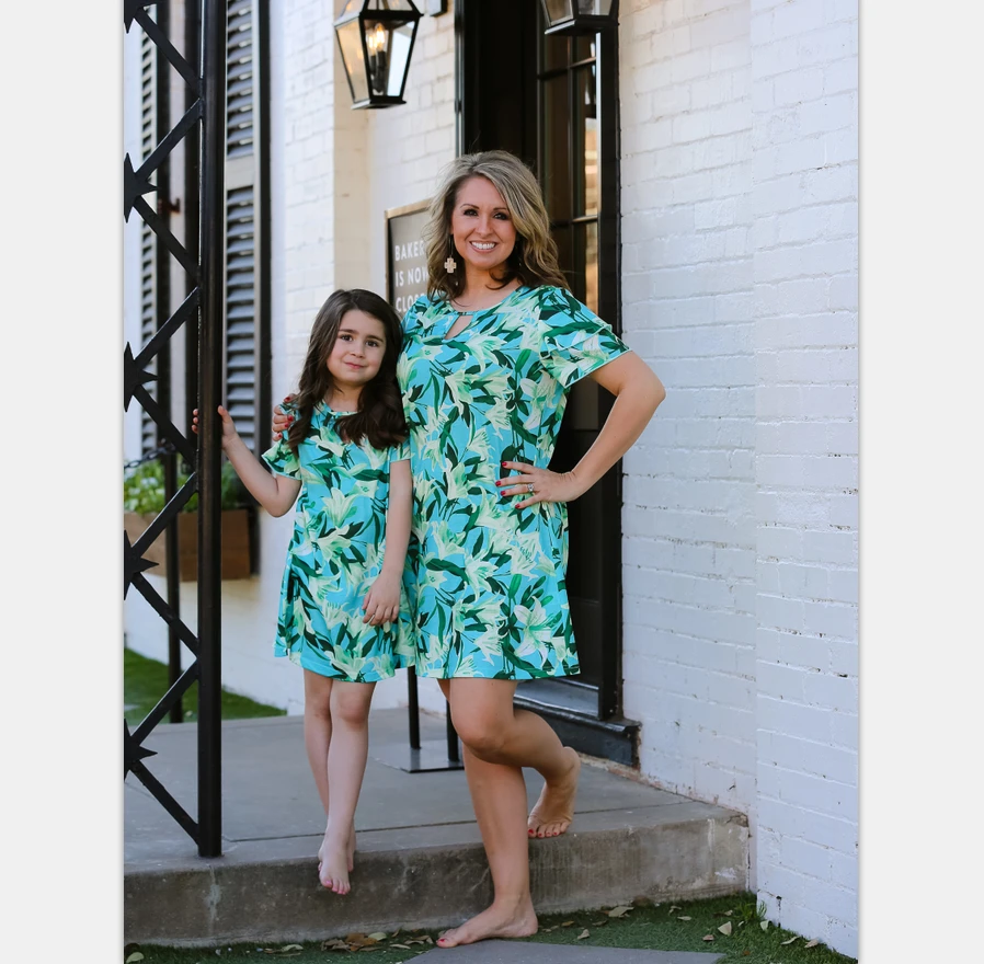 Family Mommy and Me Matching Outfits Clothing Mother Daughter Dress Manufacturers