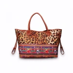 Fashion Large Capacity Custom Printed Travel Bag Baldhead Hoe Shit Bag Women