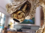 Foshan manufacturer dragon type golden basin faucet hot and cold mixer animal tap