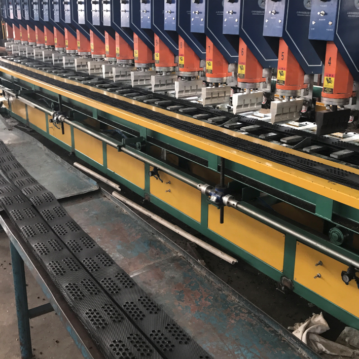 Buy Green Color 100% New Hdpe Textured And Perforated Geocell Factory ...