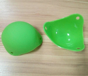 Green color non stick FDA silicone egg poacher egg tool