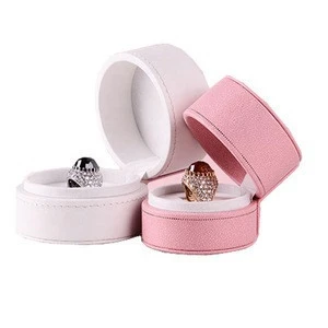 High quality romantic leather round couple ring box, pair of ring box with LED light