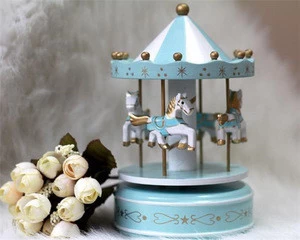 Hot sale handmade creative wooden horse carousel music box