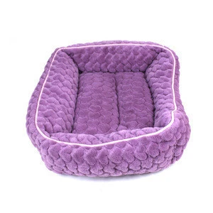 Hot Selling Comfy Calming Washable Fluffy Pet Bed Accessories