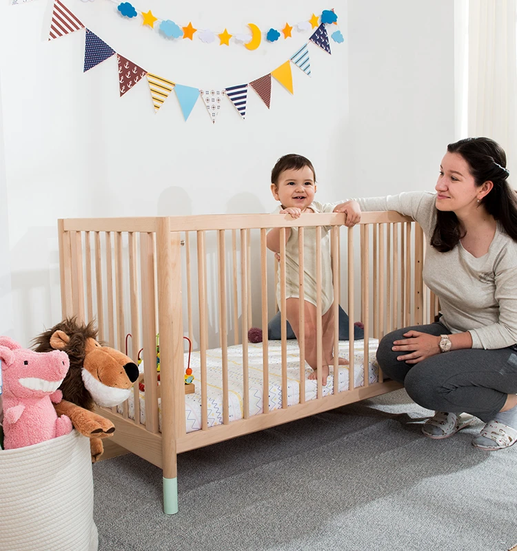 No Painted Solid Wooden Baby Playpen Bed/Baby Cot