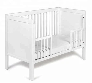 No.1241 Modern Safety Portable Wooden Baby Crib