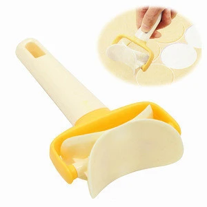 Plastic icing spatula cookie round rolling biscuit cutting pastry blade dough circle cutter