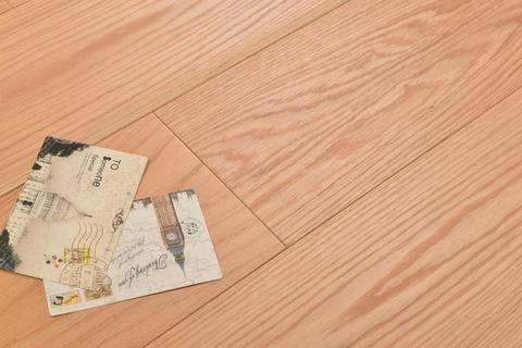Popular red oak solid wood floor Hardwood Flooring