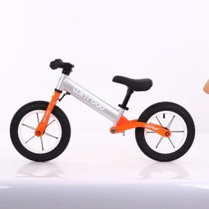 Shock-absorbing children&#39;s balance bike for baby