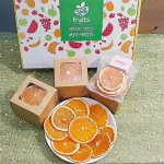 Freeze-dried orange slice