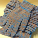 Knitted working gloves for safety weight 650 gram per dozen pairs