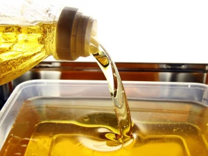 Used Cooking Oil, Waste Vegetable Oil, UCO in Best Price