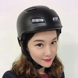 2020 New Electric scooter Skateboard safety helmet bike bicycle Flashing LED light casque helmet  CE EN1078