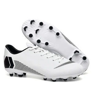 Hot sale 2020 sports soccer shoes football/soccer shoes