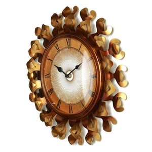 Hot selling metal gold flowers classic wall clock