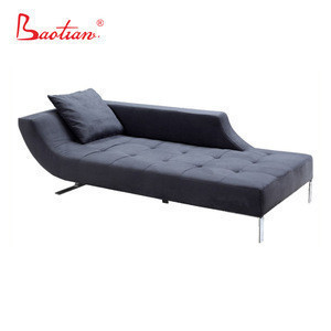 chaise lounge indoor modern