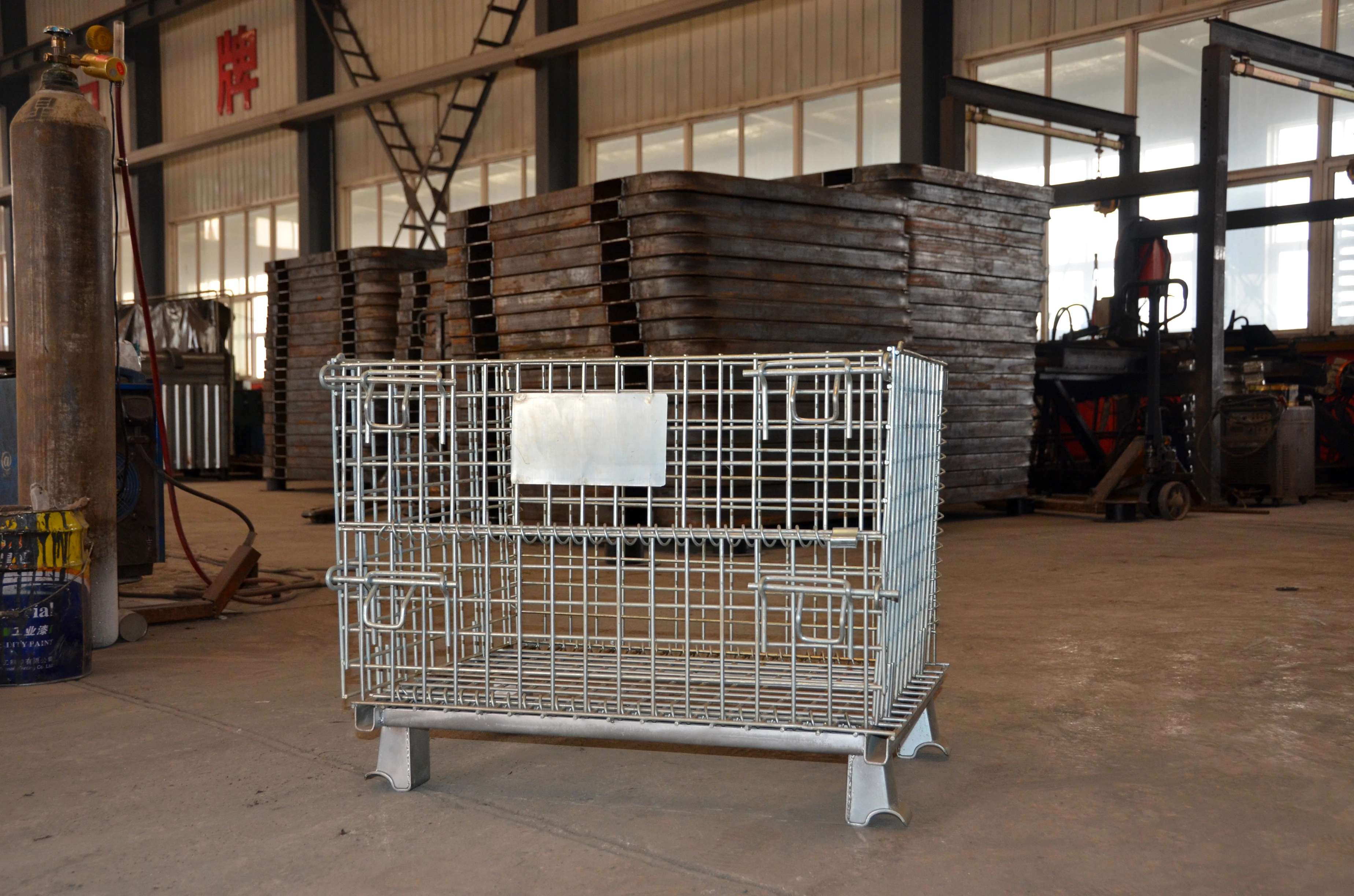 Large-capacity heavy-duty foldable lockable welded stacking metal steel wire mesh storage container