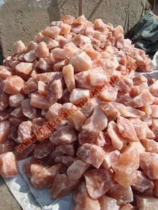 Manufacture and exporter rock salt lumps for caves and animals licks