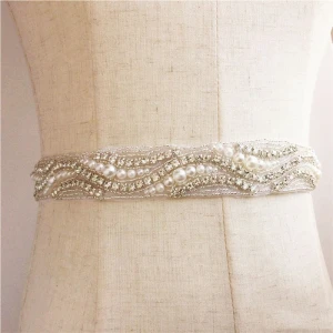 Manufacture shiny wedding decoration rhinestone collar trim with beads