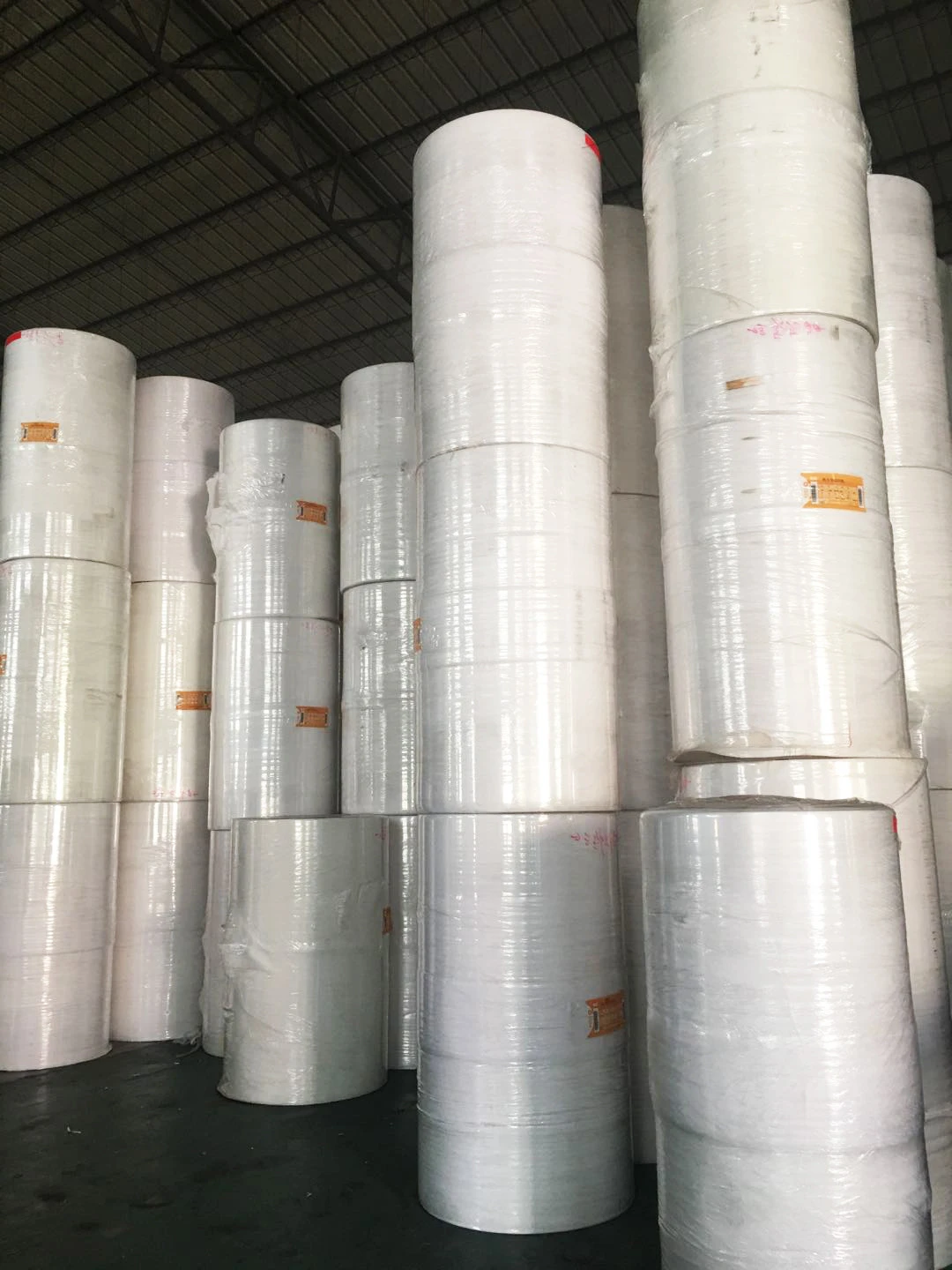 Transfer Rate 95% Dye Sublimation rolls heat transfer paper for t-shirt textile fabric printing