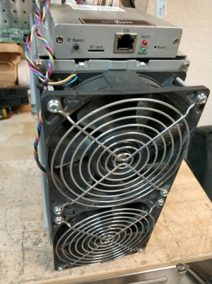 Bitmain Antminer Z11 135KSol Equihash Miner + PSU 220V