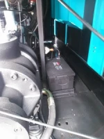 375cfm pneumatic diesel screw compressor for wet blasting pot