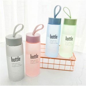 520ml wheat straw plastic water bottle with rope, frosted glass spray bottle Wholesale