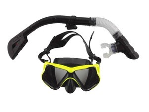 Diving equipment for swimming pool