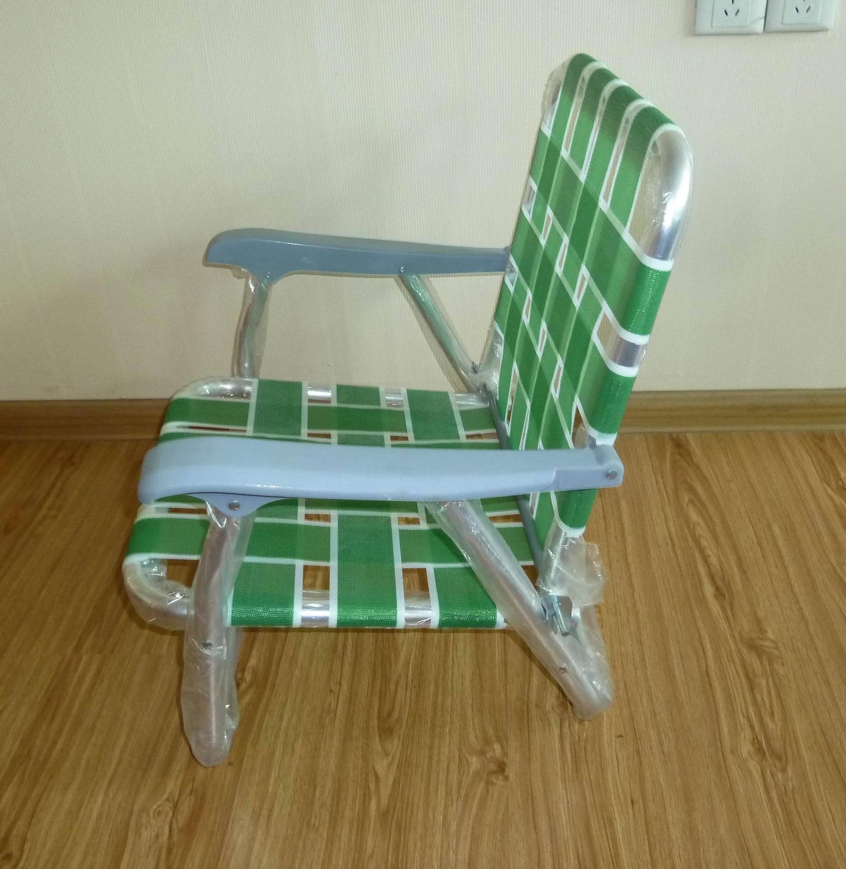 Marketing Wholesale Webbed Lawn Aluminium Folding Camp Beach Chair