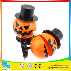 plastic wind up halloween fake jumping pumpkin toy for kids
