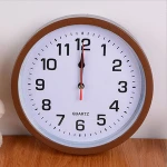 Simple Mechanical Plastic Wall Clock