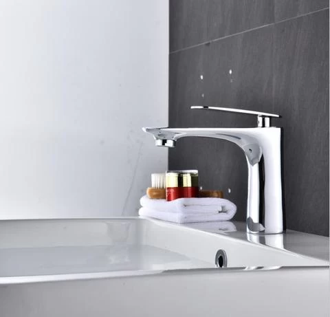 Single handle brass hot and cold mixer tap bathroom basin faucet
