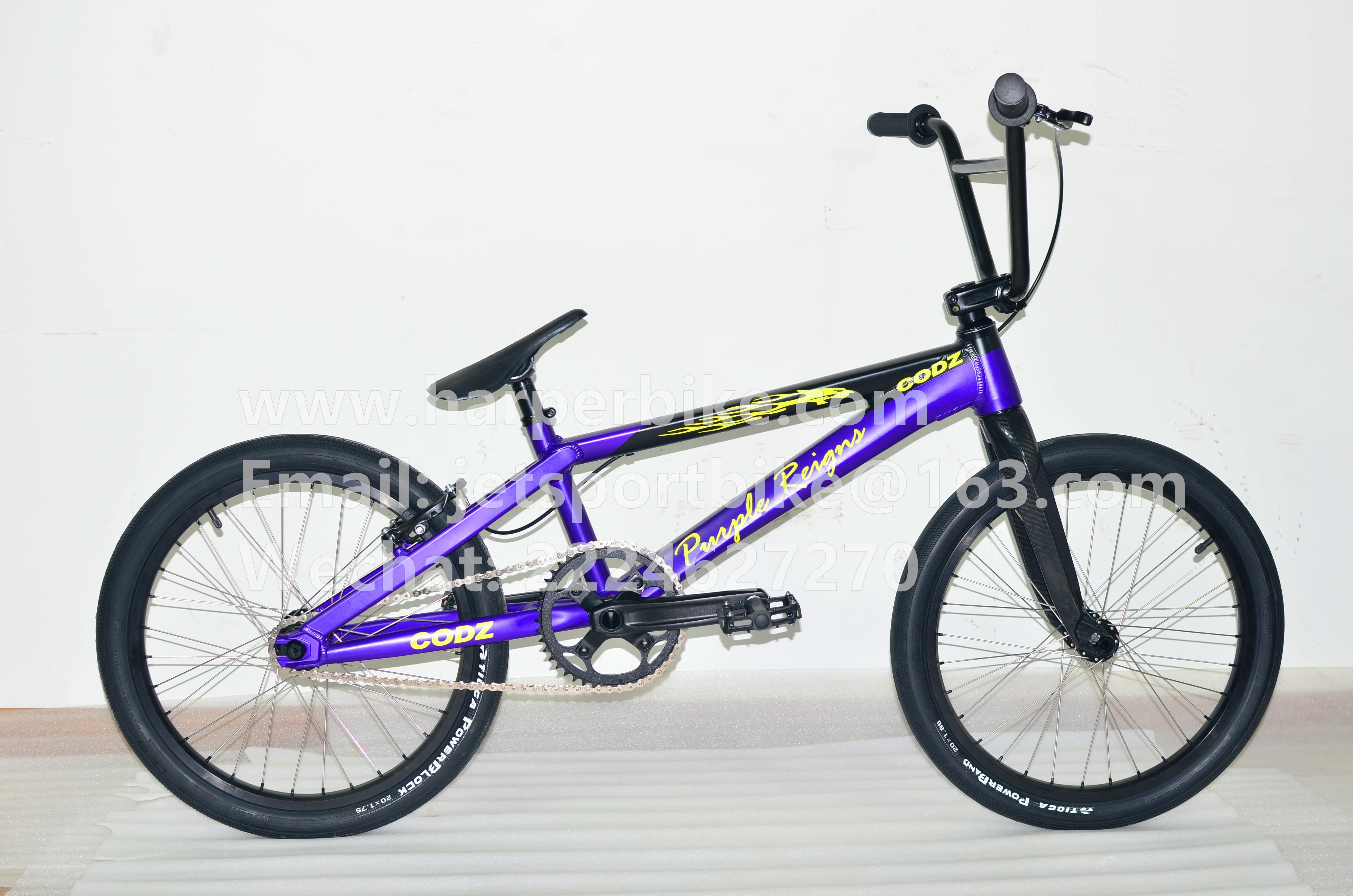 Super lightweight 20 inch BMX race bike for competition