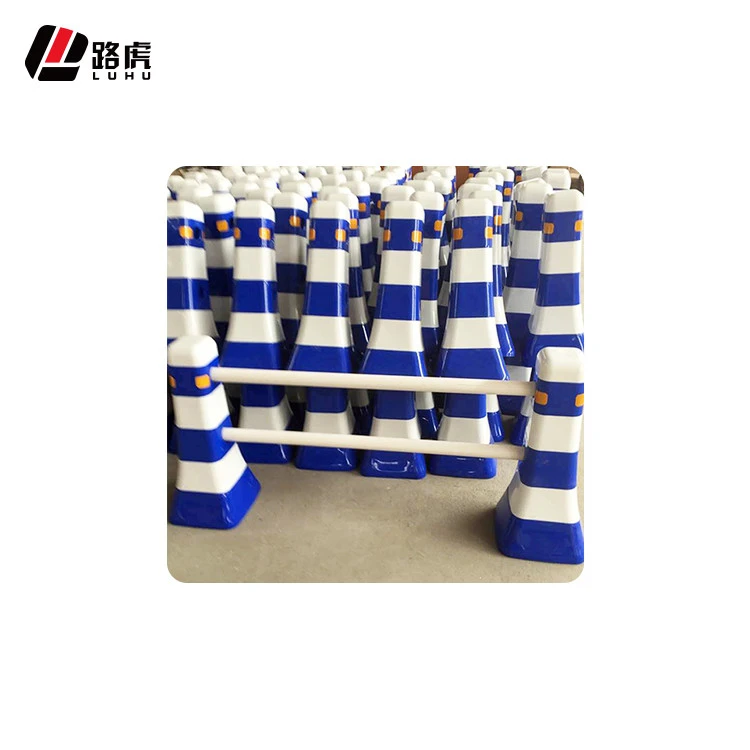 Wholesale high quality reflective plastic Traffic Barrier for sale